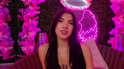 Snapshot of melanie_bianco chatting on 09/26/25, 03:10 Melanie online show from 09/26/25, 03:10