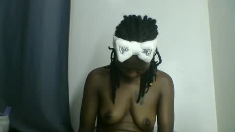 milly online show from 10/22/25, 07:46