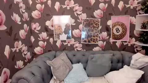 Melanie online show from 07/02/26, 08:09