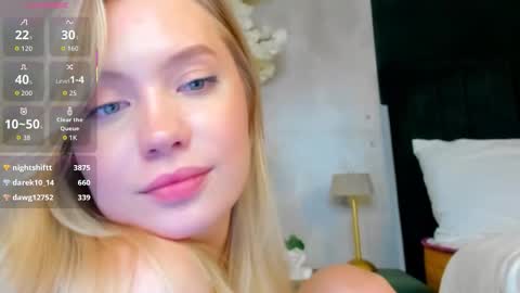 Melanie online show from 11/12/25, 01:00