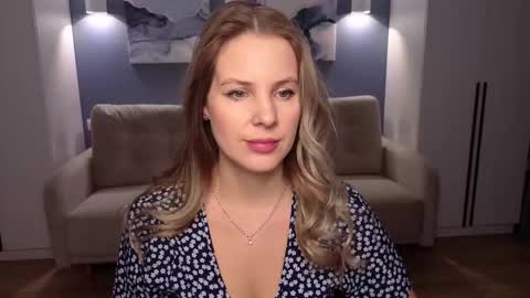 Snapshot of melaniebennett chatting on 01/19/26, 06:17 Melanie Bennett online show from 01/19/26, 06:17