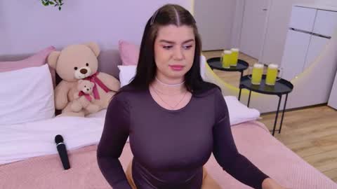 Melanie online show from 09/27/25, 06:02