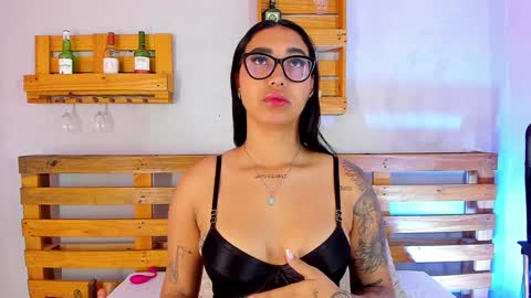 Melanie online show from 01/03/25, 07:29