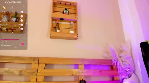 Melanie online show from 02/22/25, 11:35