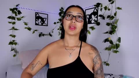 Melanie online show from 09/29/25, 10:47