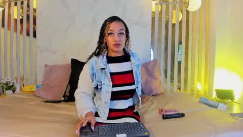 Melanie  online show from 09/09/25, 11:10