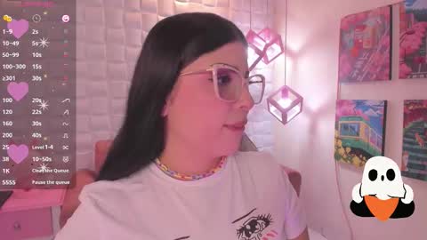 melaniegrayx online show from 10/28/25, 02:42