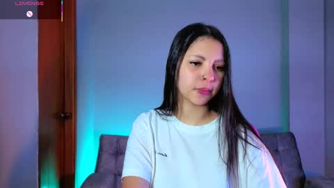 Snapshot of melanimorgan1 chatting on 06/04/26, 01:55 melanimorgan1 online show from 06/04/26, 01:55