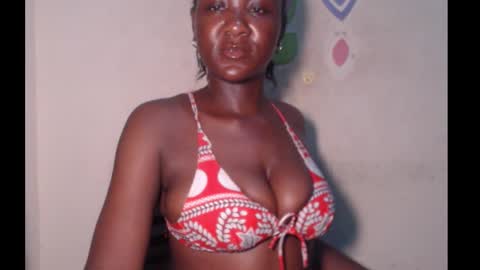 Snapshot of melanin_coco chatting on 09/25/25, 08:34 Bene online show from 09/25/25, 08:34