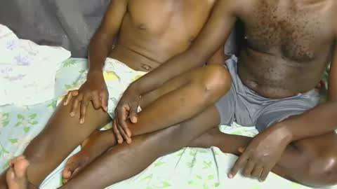 MEDDY AND Faizal online show from 10/19/25, 08:42