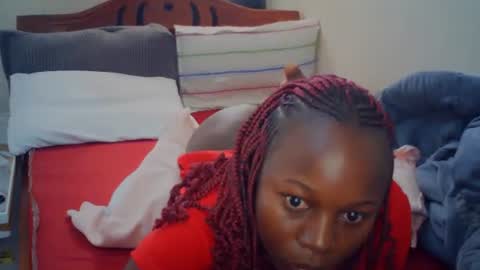 Snapshot of melanin_sassy96 chatting on 10/30/25, 07:32 bad lil shawry online show from 10/30/25, 07:32