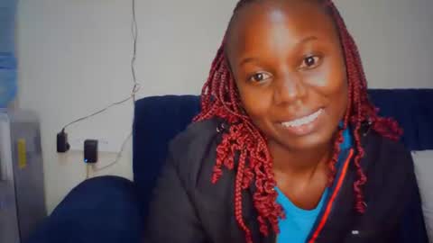 Snapshot of melanin_sassy96 chatting on 11/03/25, 07:48 bad lil shawry online show from 11/03/25, 07:48