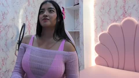 Melani Rooss  online show from 09/18/25, 04:14