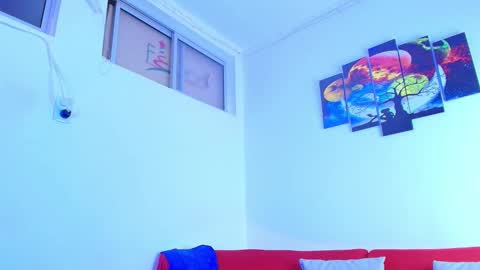 melannia_hills online show from 10/11/25, 07:23