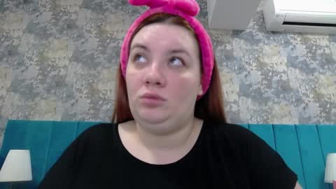 Snapshot of melanniebrown chatting on 02/03/25, 06:34 melanniebrown online show from 02/03/25, 06:34