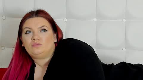 Snapshot of melanniebrown chatting on 03/05/25, 11:28 melanniebrown online show from 03/05/25, 11:28