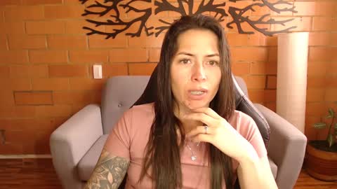 Snapshot of melanny_69 chatting on 10/14/25, 12:17 Melanny online show from 10/14/25, 12:17