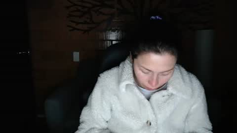 Melanny online show from 06/24/26, 01:48