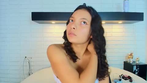 Melanny garcia online show from 09/08/25, 07:24