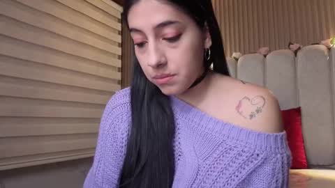 Snapshot of melanny_petite chatting on 03/10/26, 12:10 melanny_petite online show from 03/10/26, 12:10