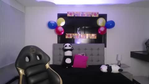 melanny_petite online show from 06/19/26, 12:42
