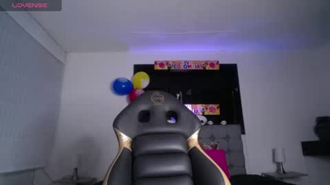 melanny_petite online show from 06/22/26, 01:19