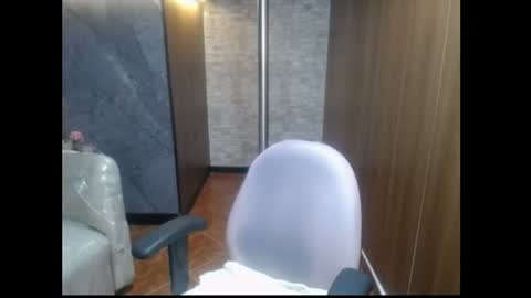melanny_petite online show from 07/13/26, 12:19