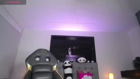 melanny_petite online show from 07/18/26, 01:15