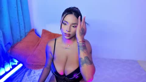 Melanny online show from 11/11/25, 08:20