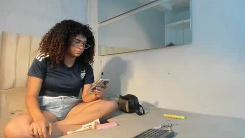 Snapshot of melany_guzman chatting on 06/13/26, 12:14 Melany online show from 06/13/26, 12:14