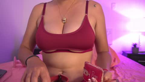 melany online show from 01/02/25, 08:24