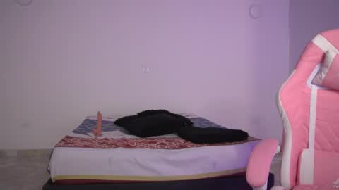 melany online show from 02/06/25, 02:37