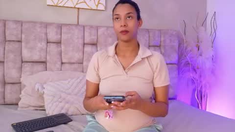 Snapshot of melanystone_ chatting on 07/08/26, 02:10 Melany online show from 07/08/26, 02:10