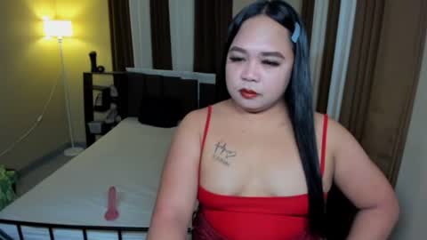 Snapshot of melayfoxx chatting on 04/08/26, 01:00 melayfoxx online show from 04/08/26, 01:00