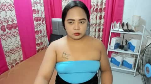 Snapshot of melayfoxx chatting on 06/03/26, 04:59 melayfoxx online show from 06/03/26, 04:59