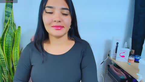 Snapshot of meli__brown chatting on 05/18/26, 04:07 Independent model online show from 05/18/26, 04:07