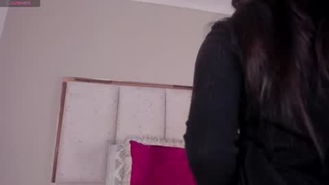 Meli  online show from 07/18/26, 12:42