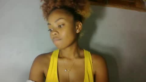 Snapshot of meliana98 chatting on 10/19/25, 08:42 meliana98 online show from 10/19/25, 08:42