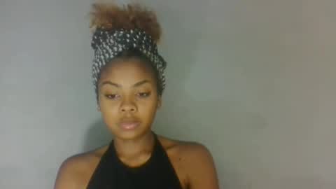 Snapshot of meliana98 chatting on 10/30/25, 08:53 meliana98 online show from 10/30/25, 08:53