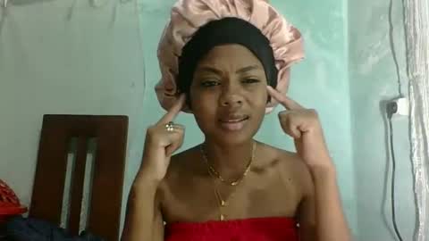 Snapshot of meliana98 chatting on 11/16/25, 05:24 meliana98 online show from 11/16/25, 05:24