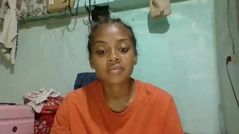 Snapshot of meliana98 chatting on 11/30/25, 05:50 meliana98 online show from 11/30/25, 05:50