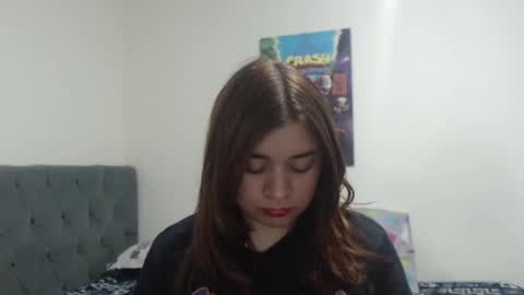 Snapshot of meliinna_xxx chatting on 01/25/25, 12:06 meliinna_xxx online show from 01/25/25, 12:06