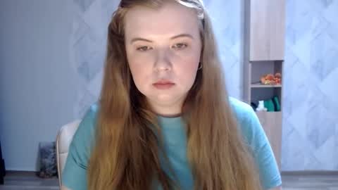 Melina online show from 11/19/25, 07:58