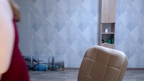 Melina online show from 11/23/25, 08:30