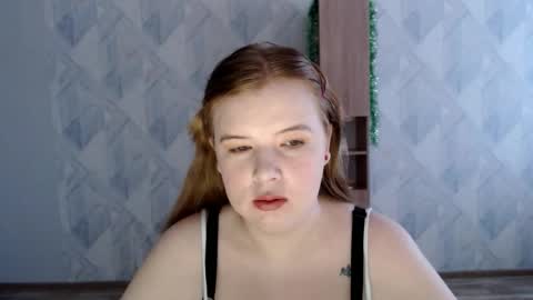 Snapshot of melina_beauty chatting on 01/13/26, 09:14 Melina online show from 01/13/26, 09:14