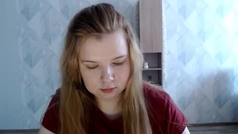 Snapshot of melina_beauty chatting on 02/03/26, 08:30 Melina online show from 02/03/26, 08:30
