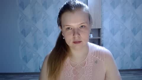 Snapshot of melina_beauty chatting on 02/11/26, 09:31 Melina online show from 02/11/26, 09:31