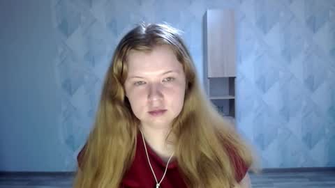 Snapshot of melina_beauty chatting on 03/31/26, 02:02 Melina online show from 03/31/26, 02:02