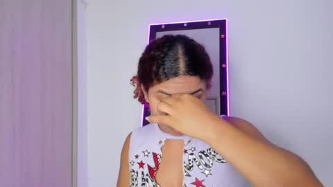 M E L I N A  online show from 06/12/26, 10:19