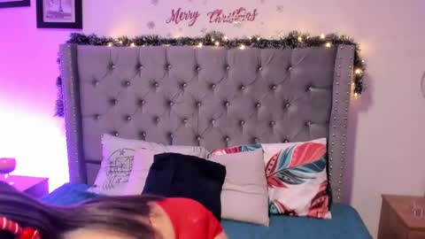 Melinda online show from 12/24/24, 01:39